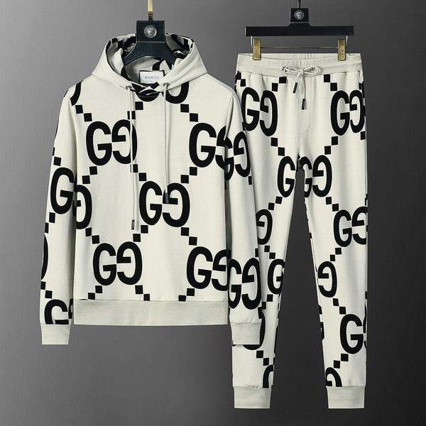 Picture of Gucci Sweater Suits _SKUGucciM-3XL13gx28639716